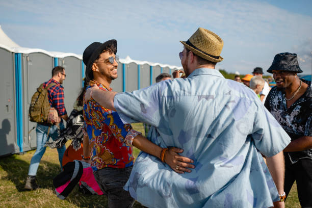 Best Wedding porta potty rental  in Forest View, IL